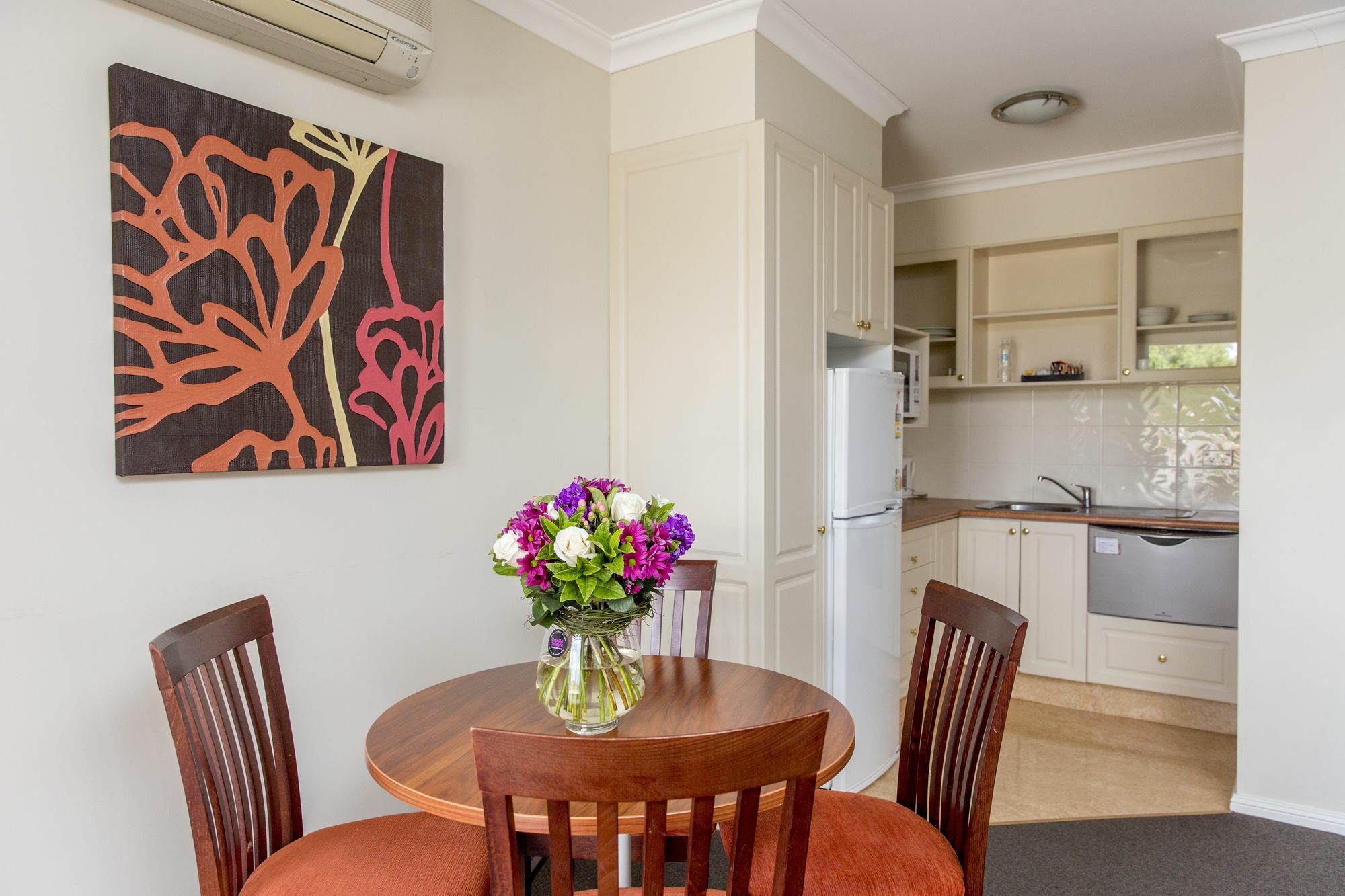 Charlotte Apartments บาเทิร์สต์ ภายนอก รูปภาพ