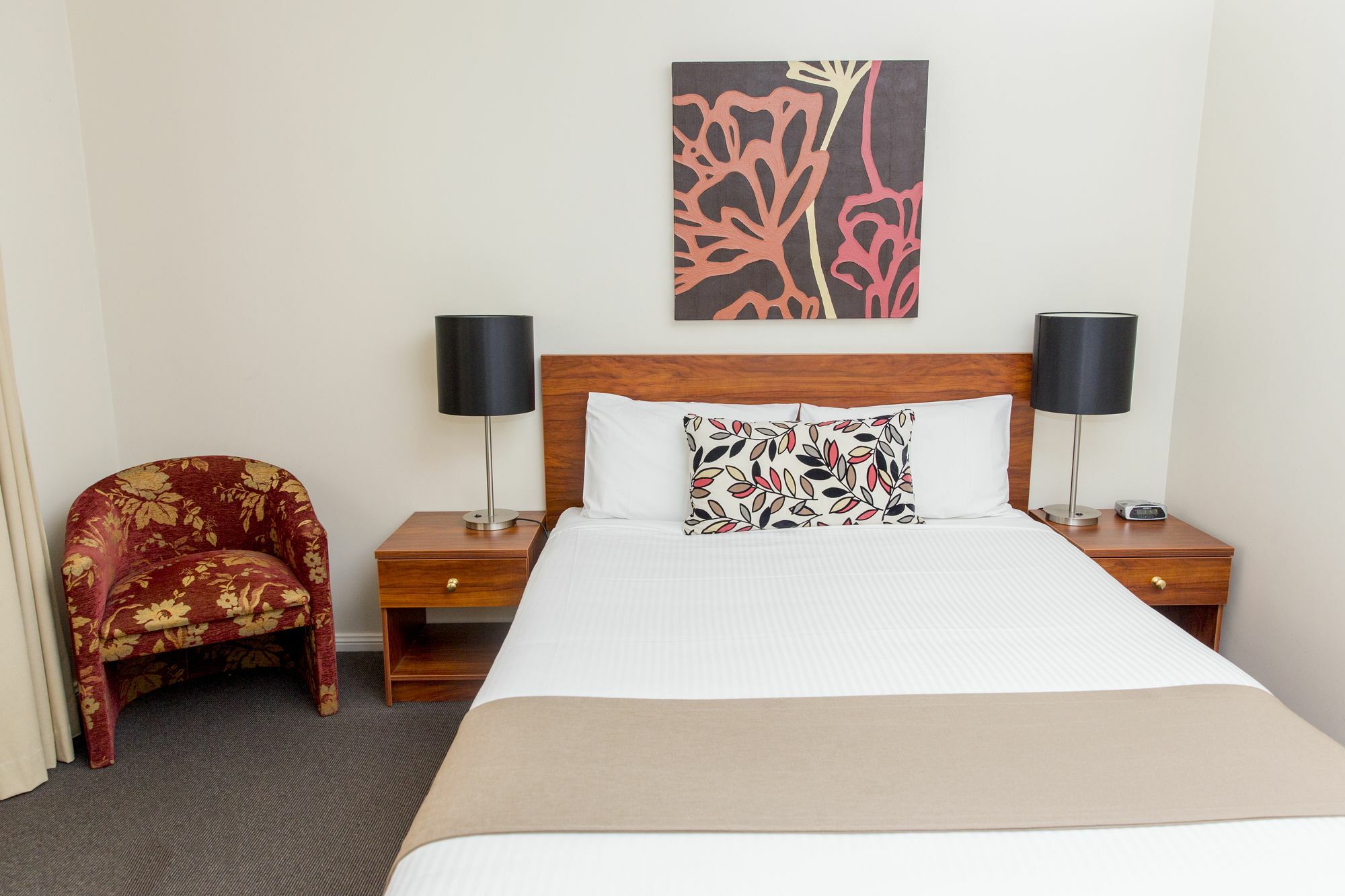 Charlotte Apartments บาเทิร์สต์ ภายนอก รูปภาพ